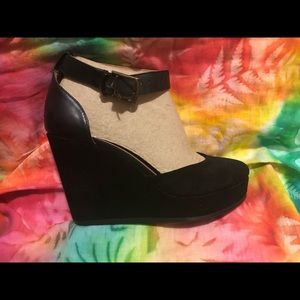 Aldo Suede/Leather platform shoes 7